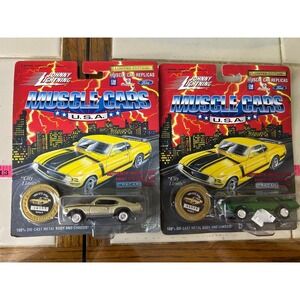 Johnny Lightning Muscle‎ Cars USA 1969 GTO Judge Diecast Car Replica Set